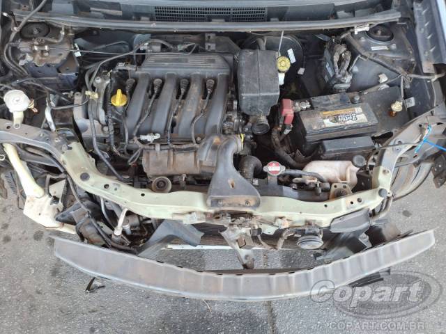 2013 NISSAN LIVINA 