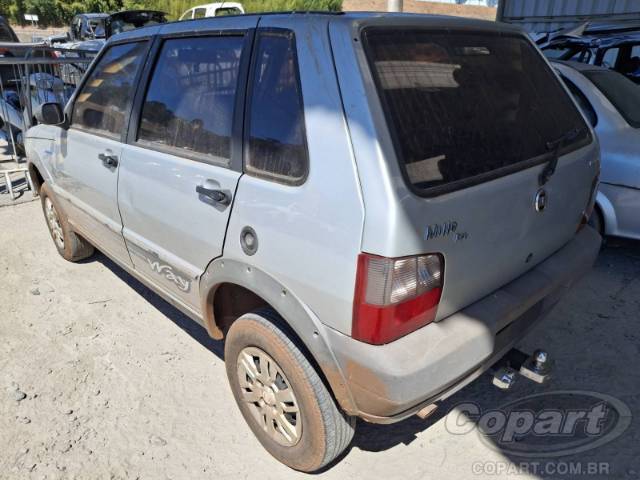 2011 FIAT UNO 