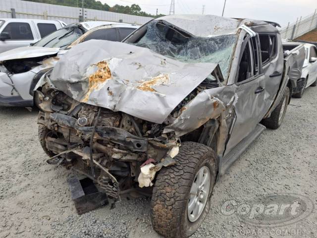 2013 MITSUBISHI L200 TRITON 