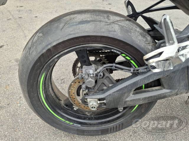 2022 KAWASAKI NINJA ZX-10R 