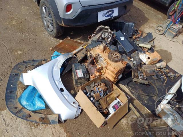 2024 RENAULT KWID 