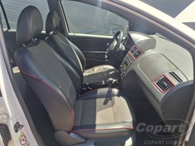 2016 VOLKSWAGEN FOX 