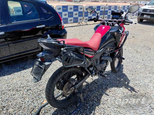 2024 HONDA XRE SAHARA 300 