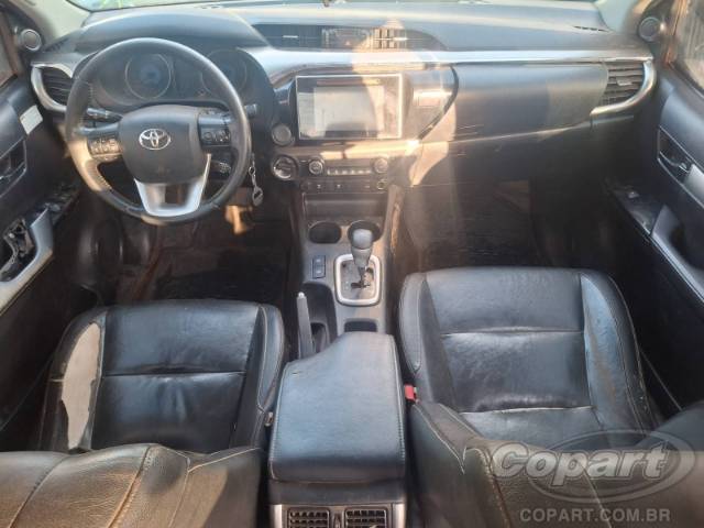 2017 TOYOTA HILUX CD 
