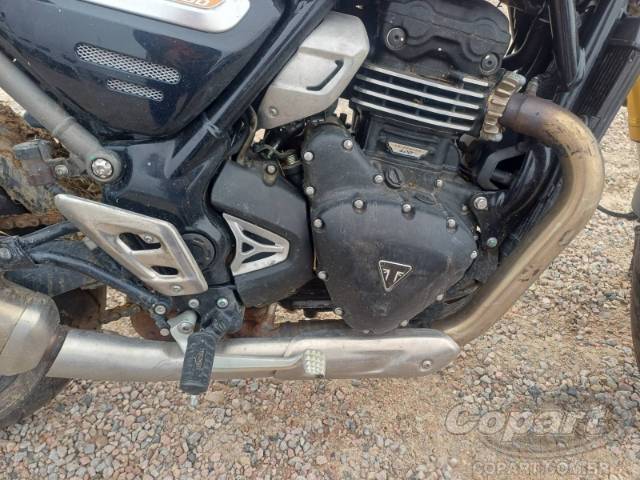2025 TRIUMPH SPEED 