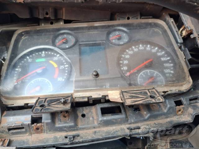 2014 VOLKSWAGEN CONSTELLATION 