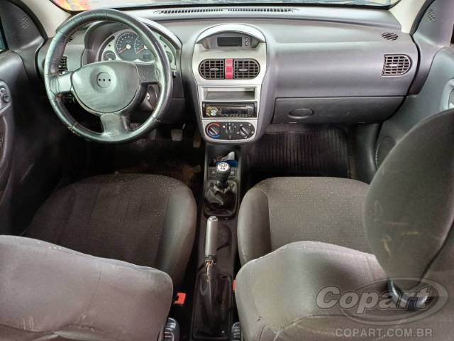 2011 CHEVROLET CORSA SEDAN 