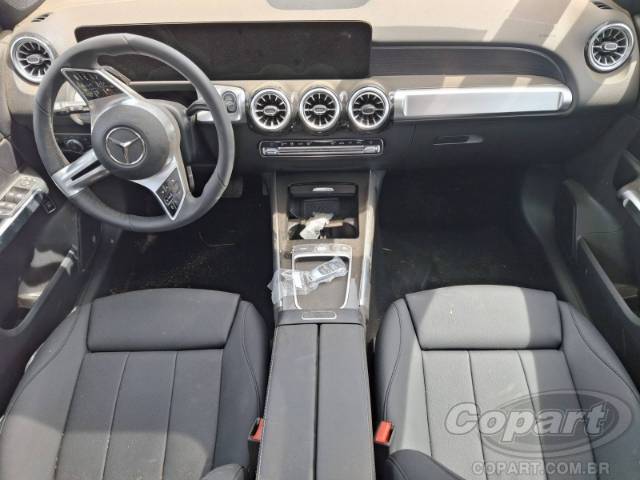 2025 MERCEDES BENZ GLB 