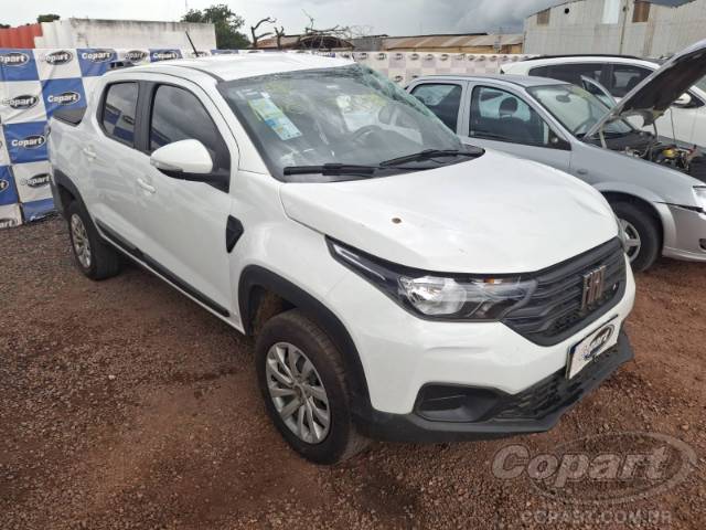 2025 FIAT STRADA CD 