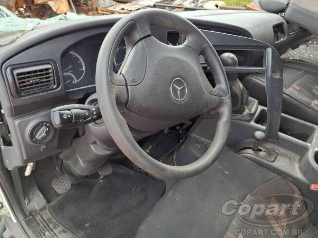 2025 MERCEDES-BENZ Accelo 