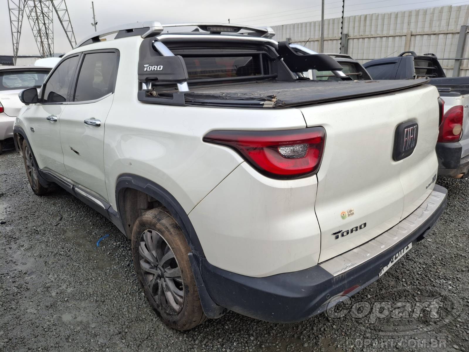 Foto 3: 2022 FIAT TORO