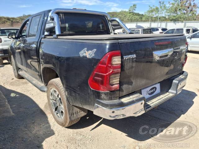2022 TOYOTA HILUX CD 