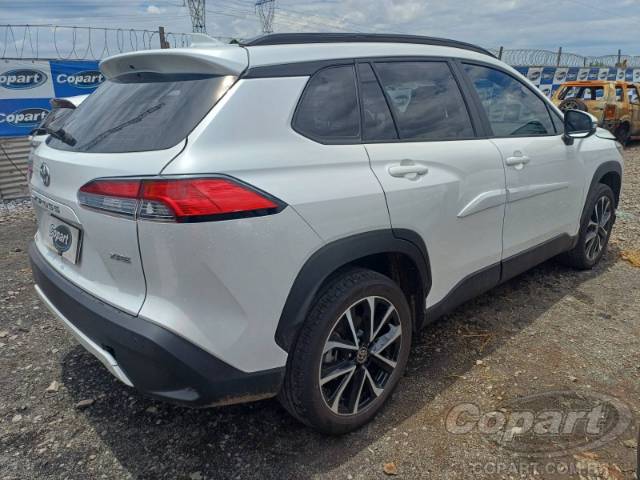 2026 TOYOTA COROLLA CROSS 