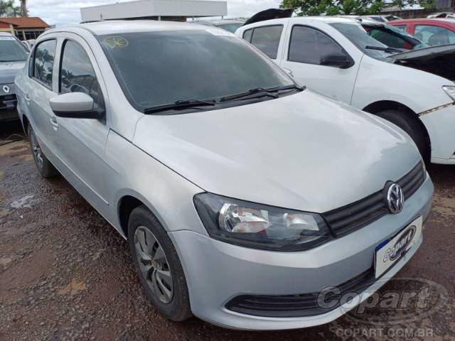 2015 VOLKSWAGEN VOYAGE 