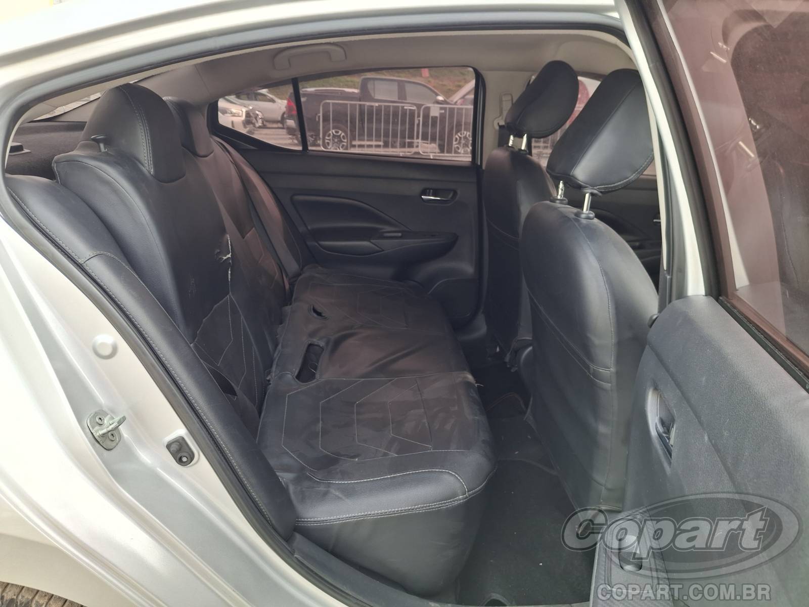 Foto 6 de 14: 2022 NISSAN VERSA