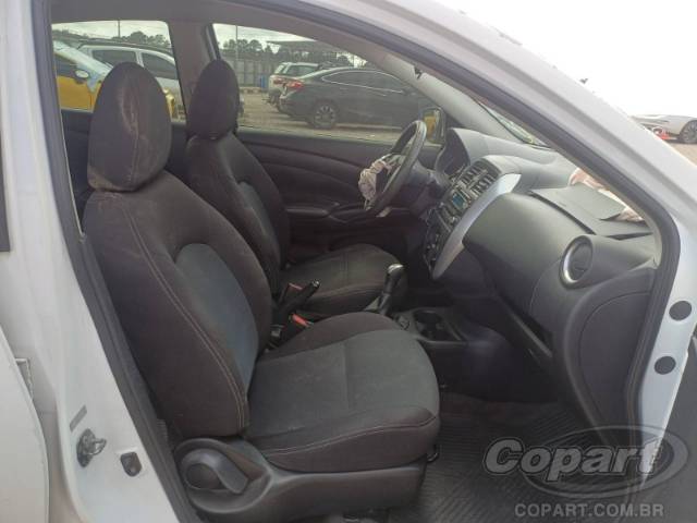 2016 NISSAN VERSA 