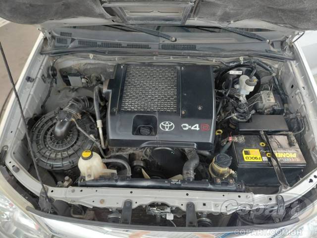2011 TOYOTA HILUX SW4 