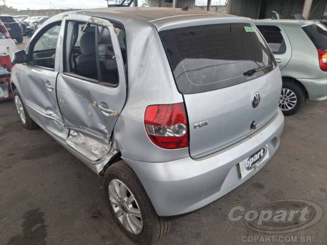 2009 VOLKSWAGEN FOX 