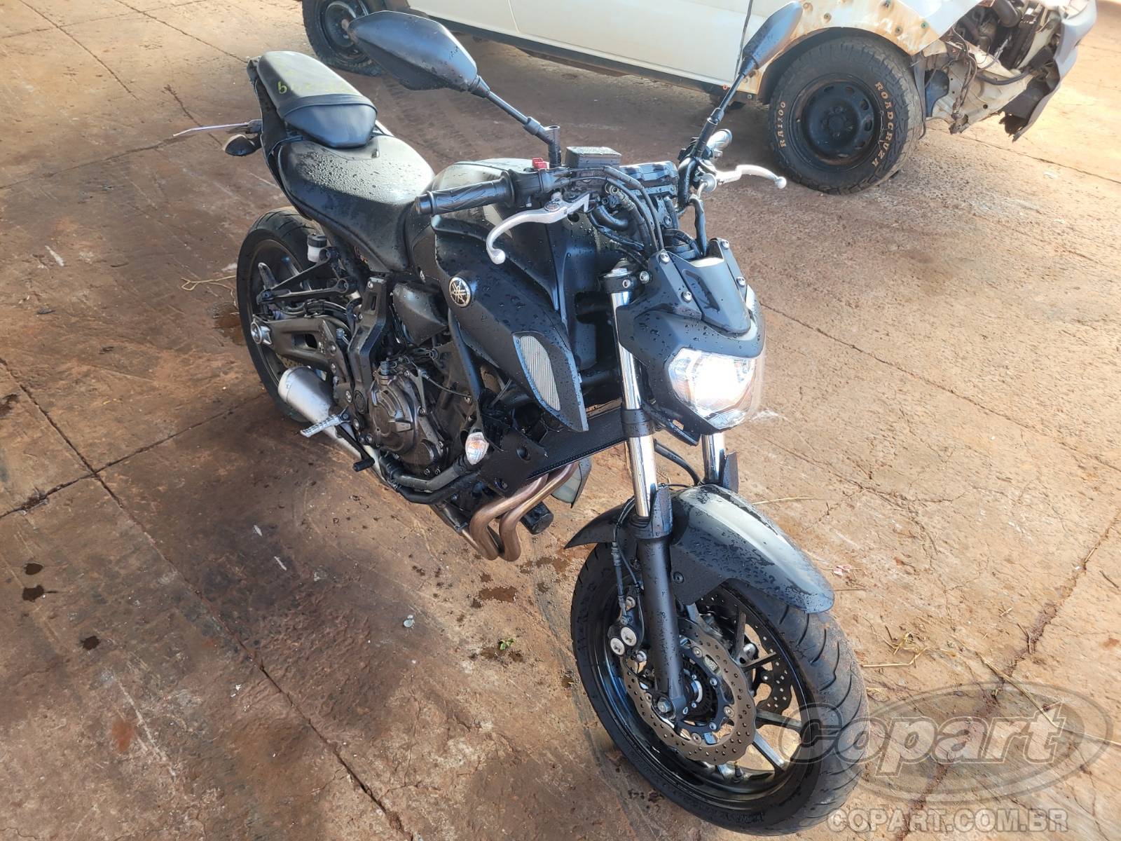 Yamaha MT-07 2024 Pequena Monta