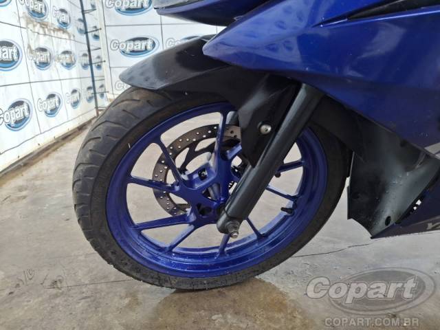 2024 YAMAHA YZF R15 