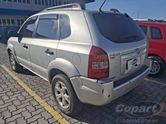 2010 HYUNDAI TUCSON 