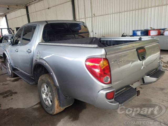 2013 MITSUBISHI L200 TRITON 