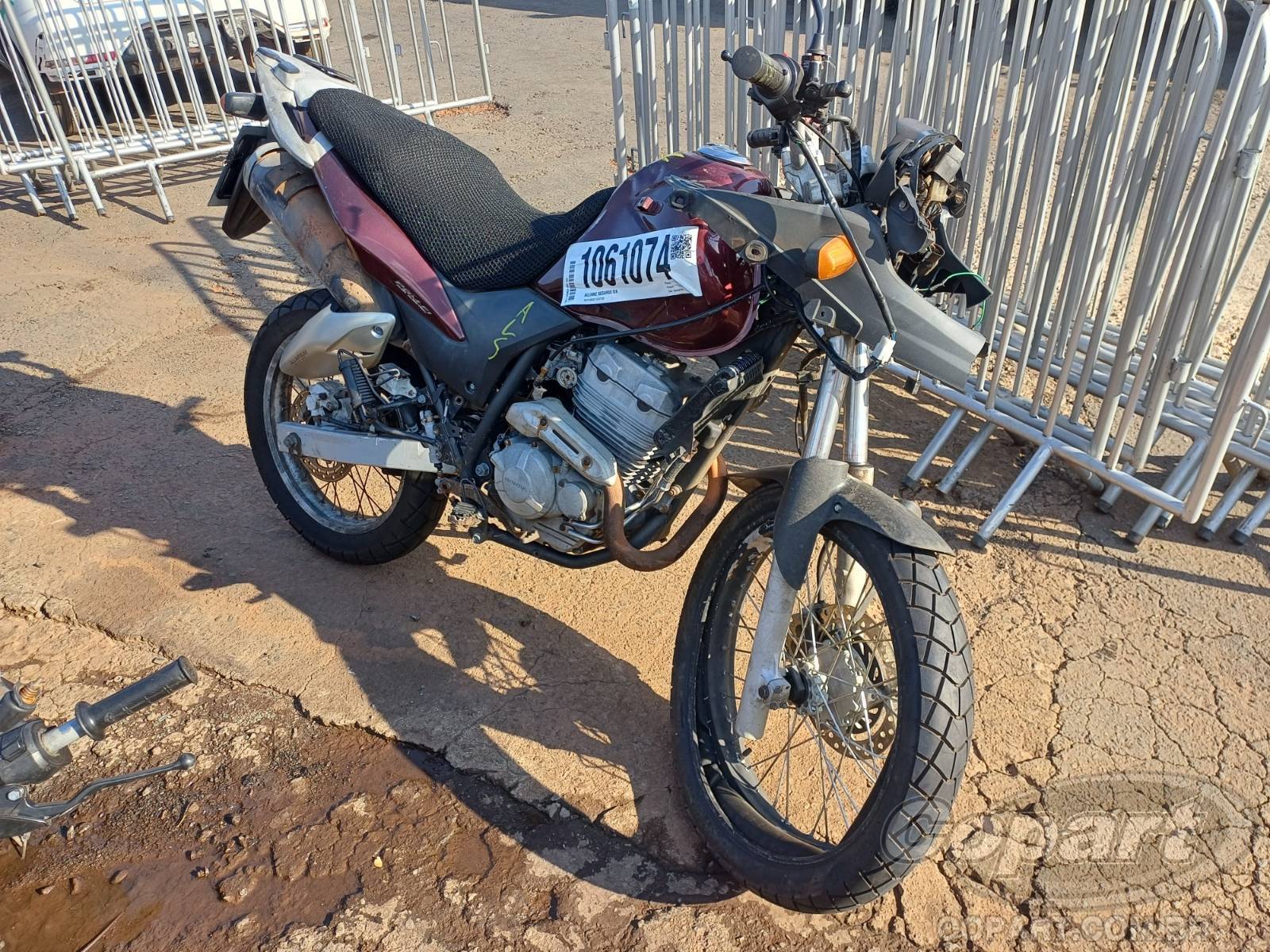 HONDA XRE 300