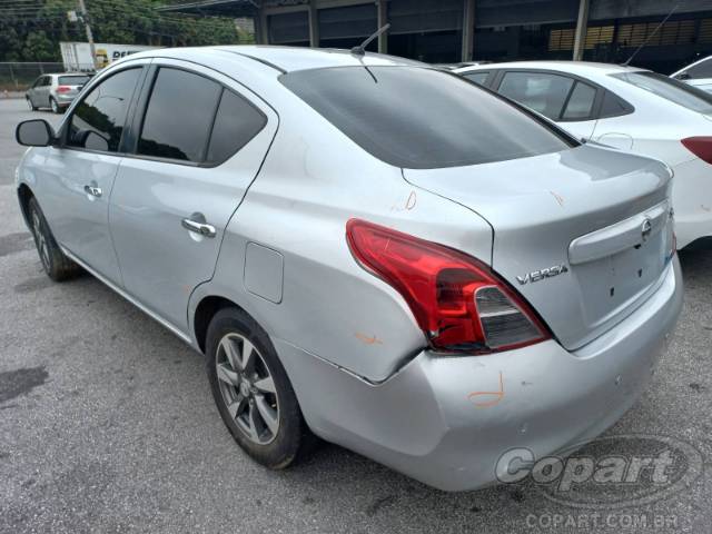 2013 NISSAN VERSA 