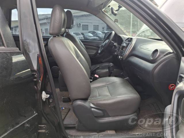2004 TOYOTA RAV4 