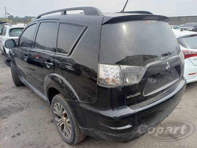 2013 MITSUBISHI OUTLANDER 
