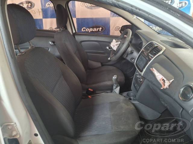 2017 RENAULT SANDERO 