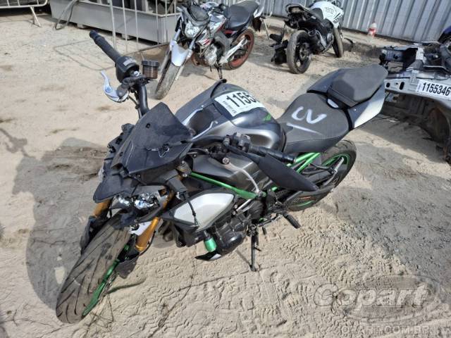 2026 KAWASAKI Z900 
