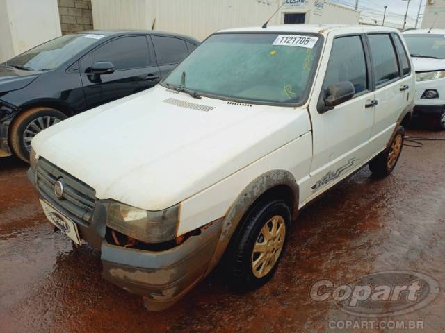 2013 FIAT UNO 