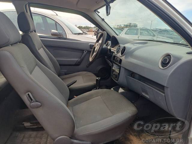 2011 VOLKSWAGEN GOL 