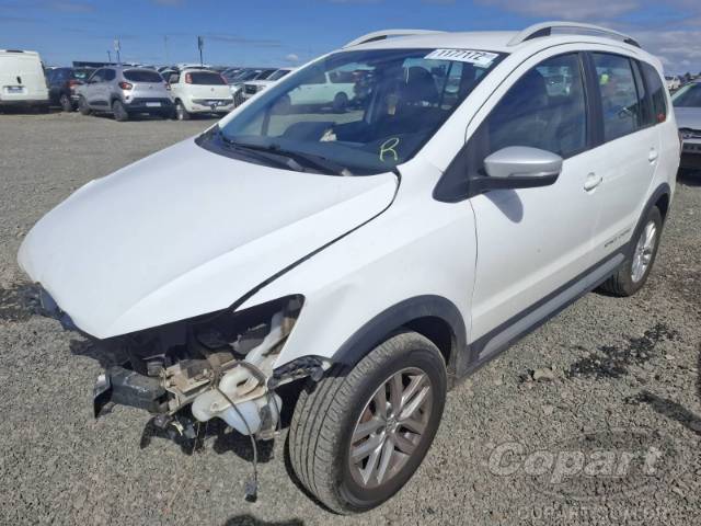 2016 VOLKSWAGEN SPACEFOX 