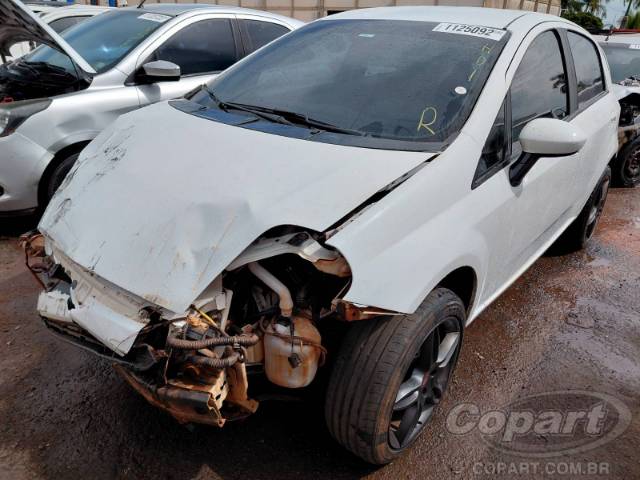 2016 FIAT PUNTO 