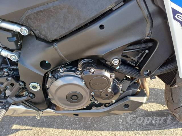 2025 SUZUKI GSX-S 