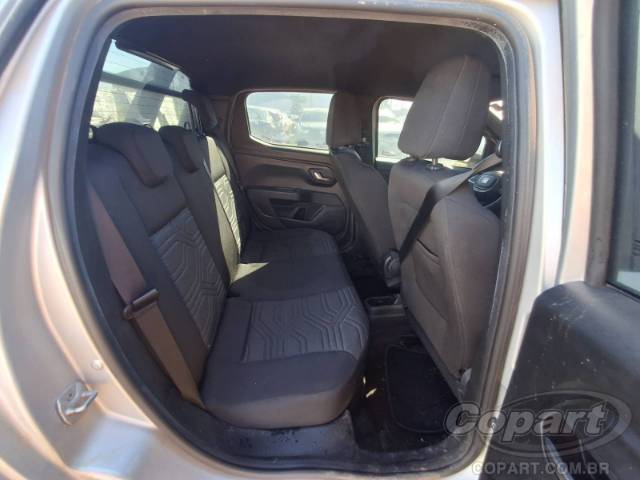 2024 FIAT STRADA CD 