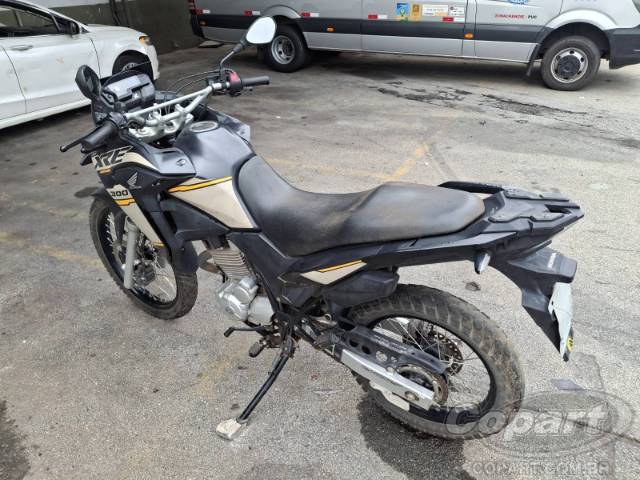 2023 HONDA XRE 300 