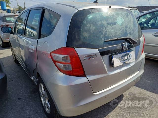 2010 HONDA FIT 