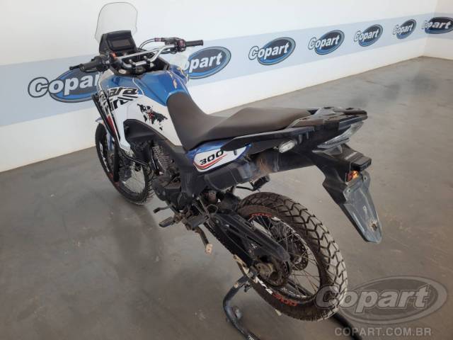 2025 HONDA XRE SAHARA 300 
