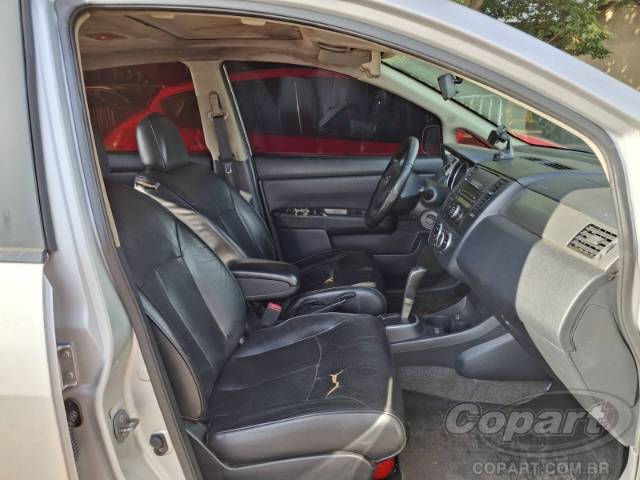 2011 NISSAN TIIDA 