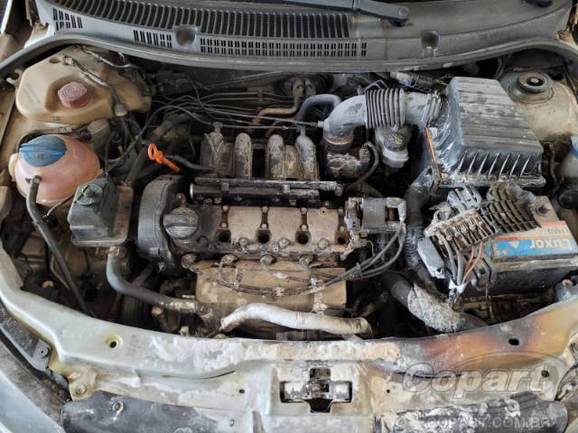 2015 VOLKSWAGEN VOYAGE 