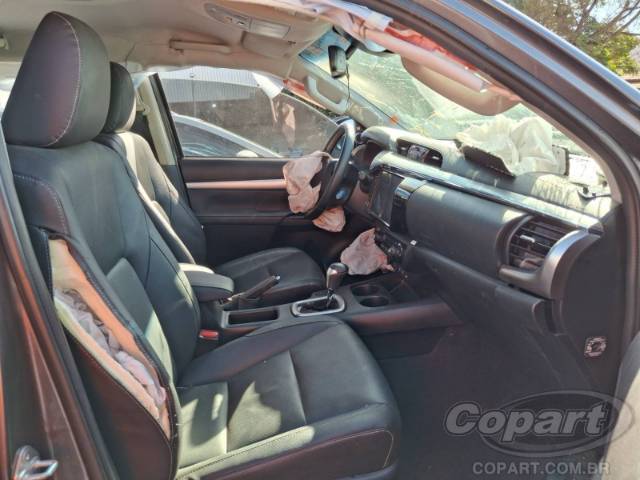 2024 TOYOTA HILUX CD 