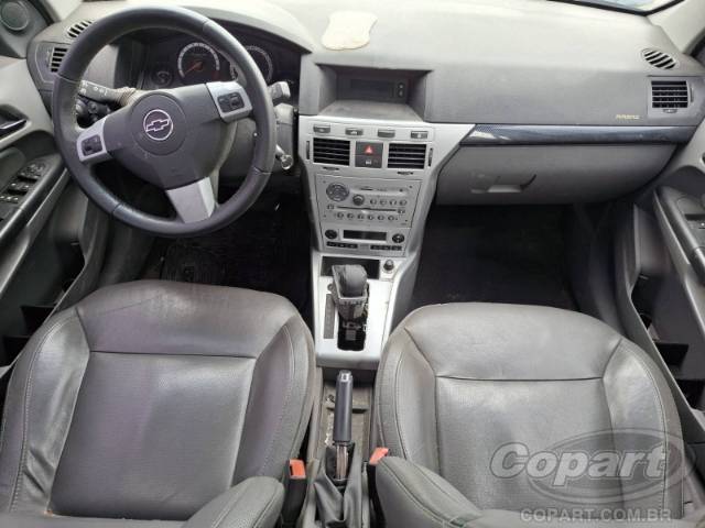 2011 CHEVROLET VECTRA 