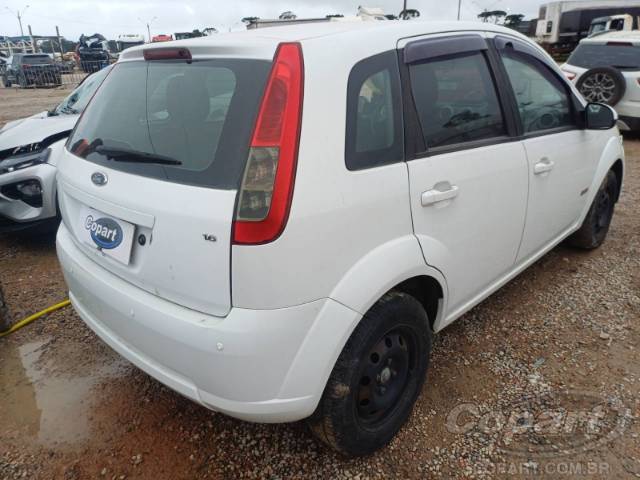 2011 FORD FIESTA 