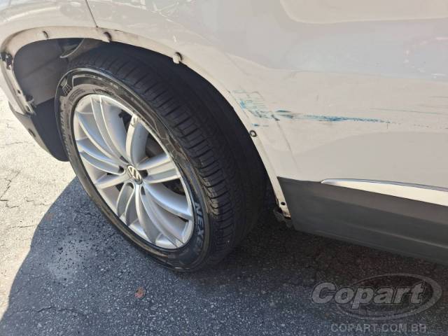 2013 VOLKSWAGEN TIGUAN 