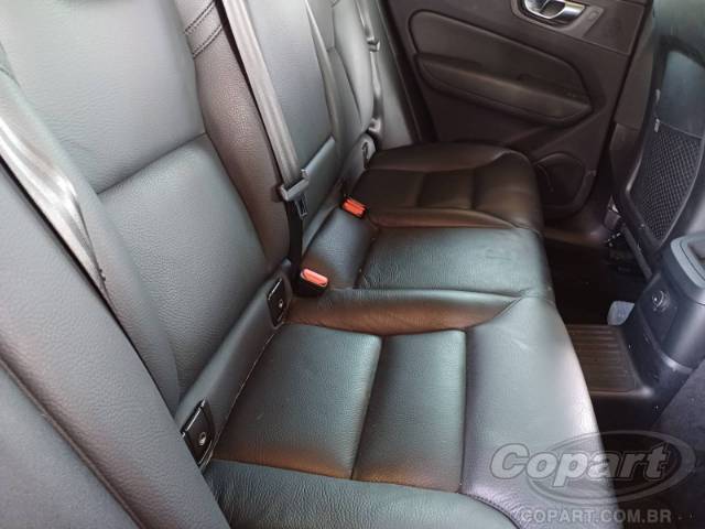 2023 VOLVO XC60 