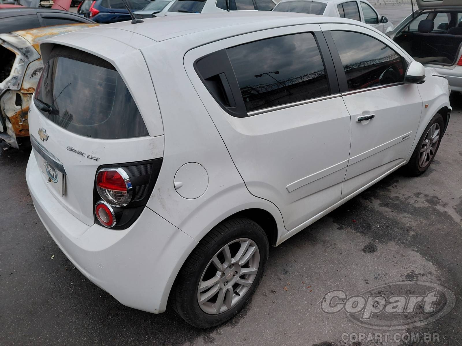 2014 CHEVROLET SONIC — foto 4 de 10