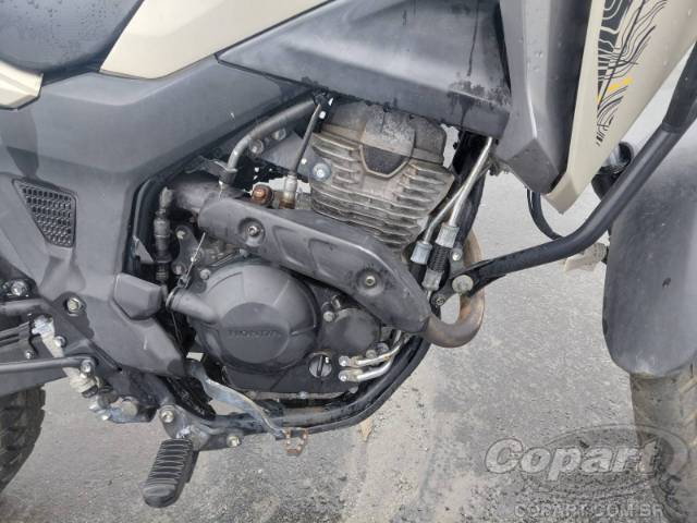 2024 HONDA XRE SAHARA 300 